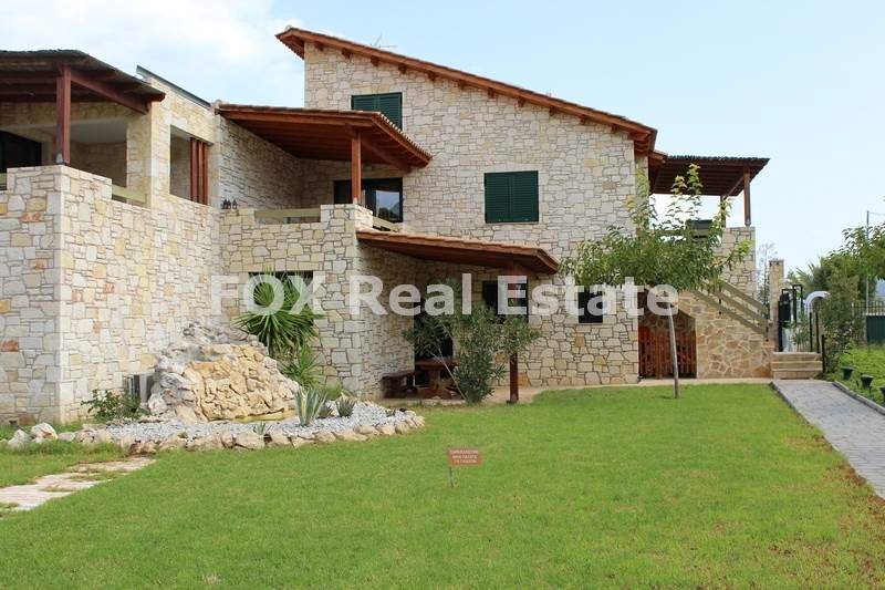 (Продава се) Къща  Апартамент || Korinthia/Loutraki-Perachora - 74 кв.м., 2 Спални, 140.000€ 